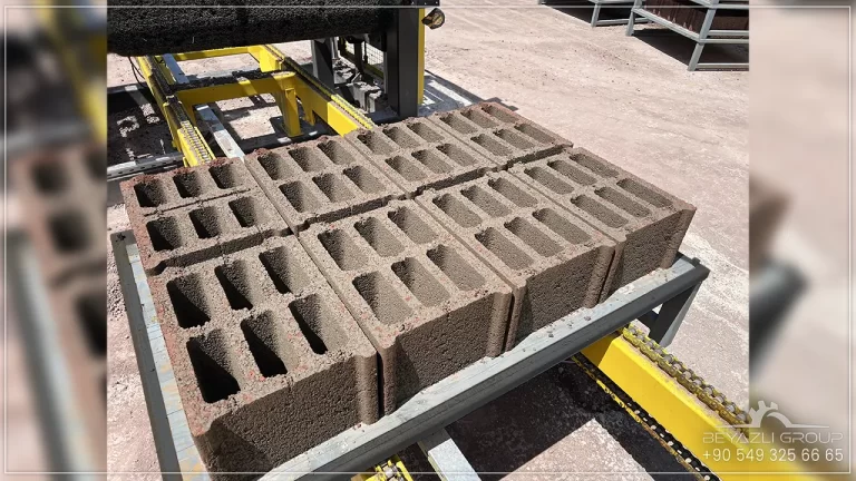 light-weight-concrete-hollow-blocks-A003.webp